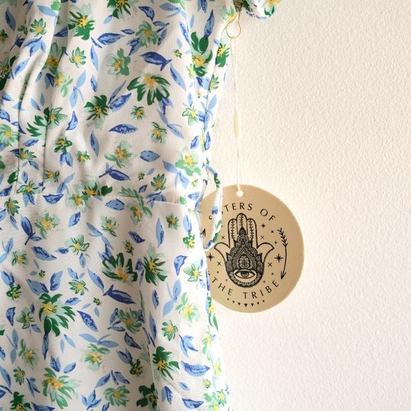 ASOS/sisters of the tribe blue & green floral wrap romper with tie waist *nwt* - Picture 3 of 13